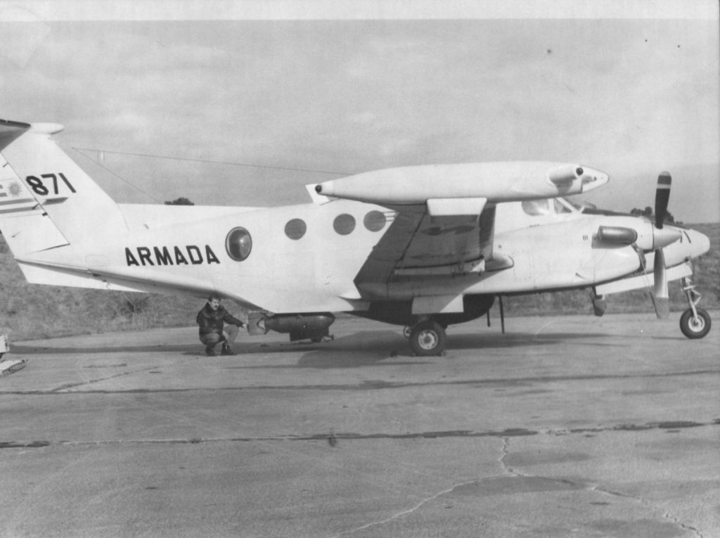 Armada 871 fitted with a M64, 500lb (227kg) bomb. (ANU)